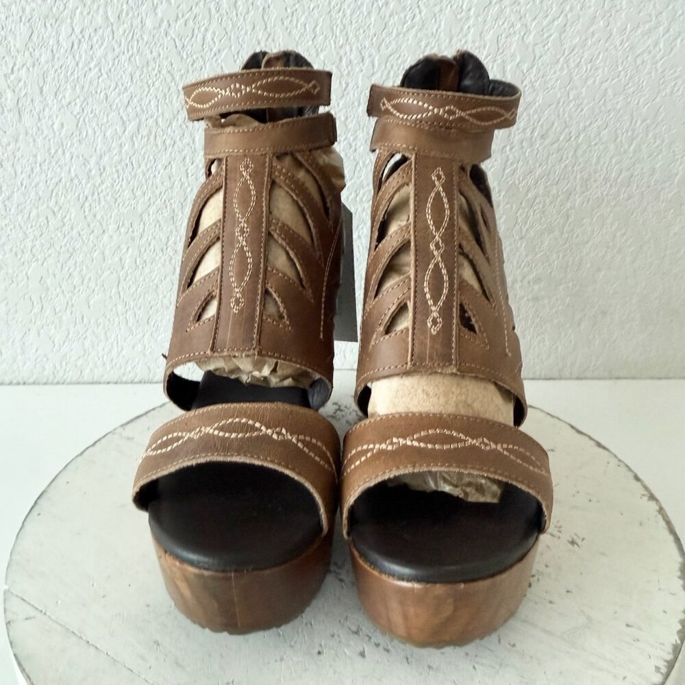 Lane Becca Leather Wedge Sandals Womens 8 Desert Clay Western Cutout Wooden Heel - Picture 4 of 12